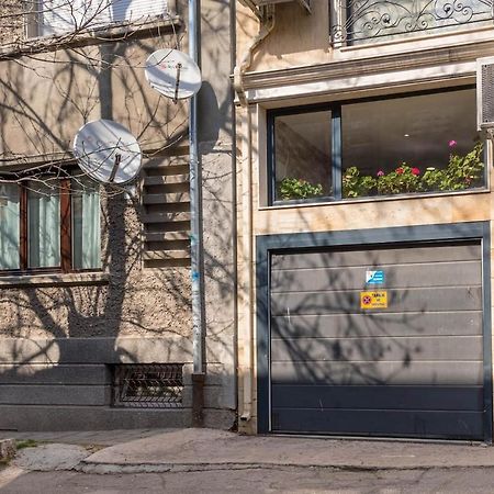 Ferienwohnung Minimalistic 1Br Flat With A Parking Spot Warna Exterior foto