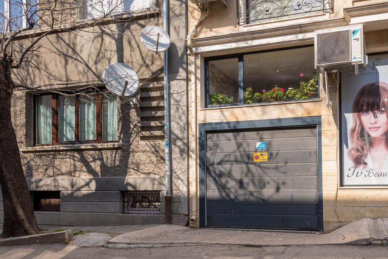Ferienwohnung Minimalistic 1Br Flat With A Parking Spot Warna Exterior foto